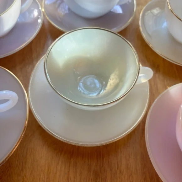 Vintage 60s Arcopal Harlequin Espresso Cups, Opaline Pastel, French Midcentury - Picture 13 of 16